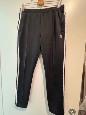 Adidas Men's sweatpants black with classic white stripes size L